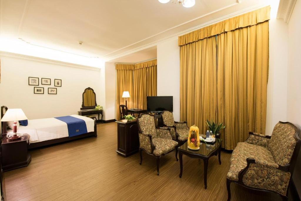 Hoa Binh Hotel Hanoi Exteriör bild